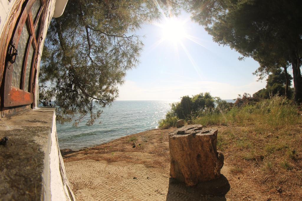 Moriel Seaside Homes Suites Elia Nikitis Exterior foto