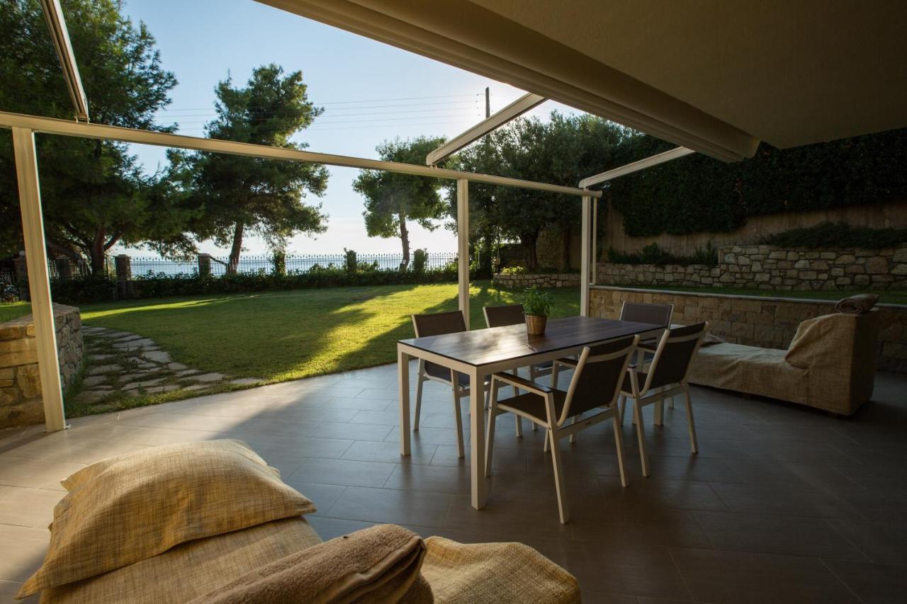 Moriel Seaside Homes Suites Elia Nikitis Exterior foto