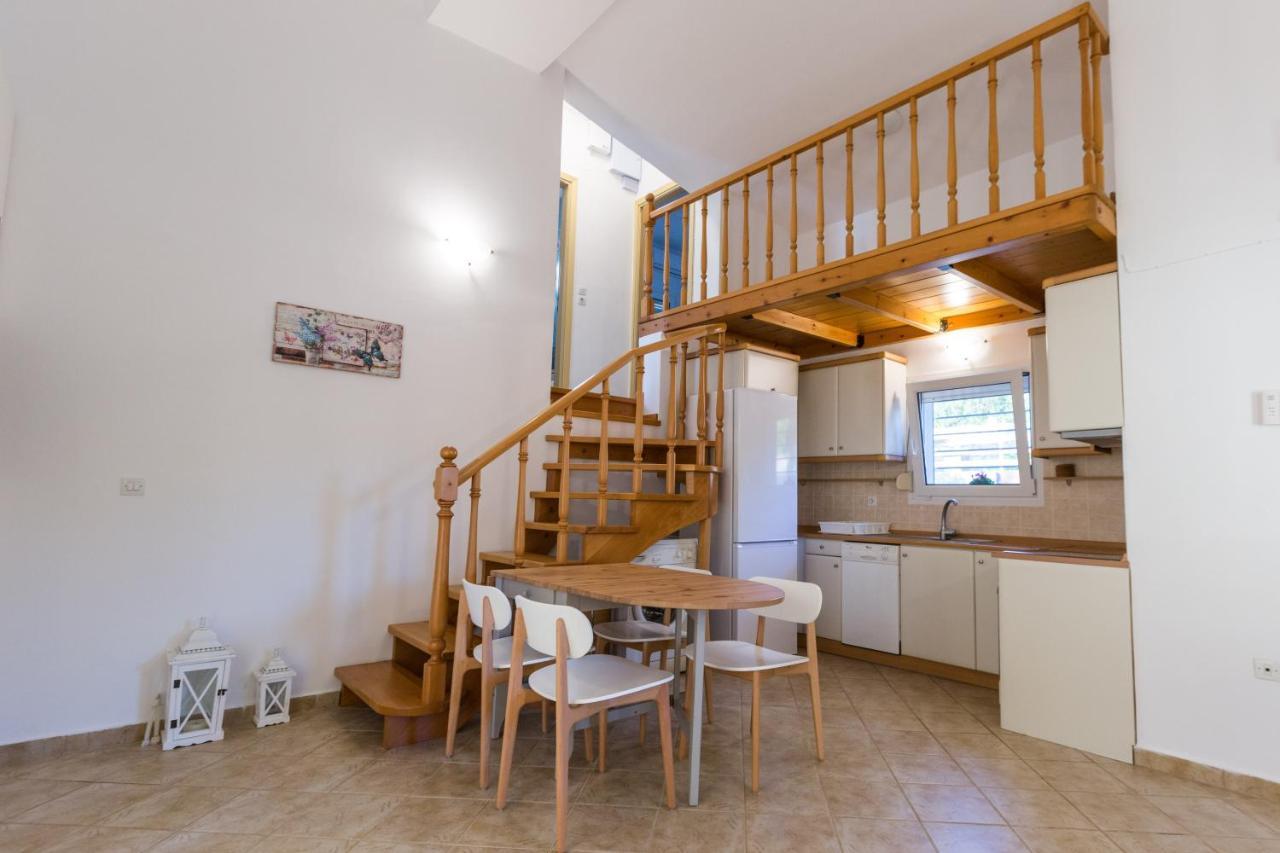 Moriel Seaside Homes Suites Elia Nikitis Exterior foto